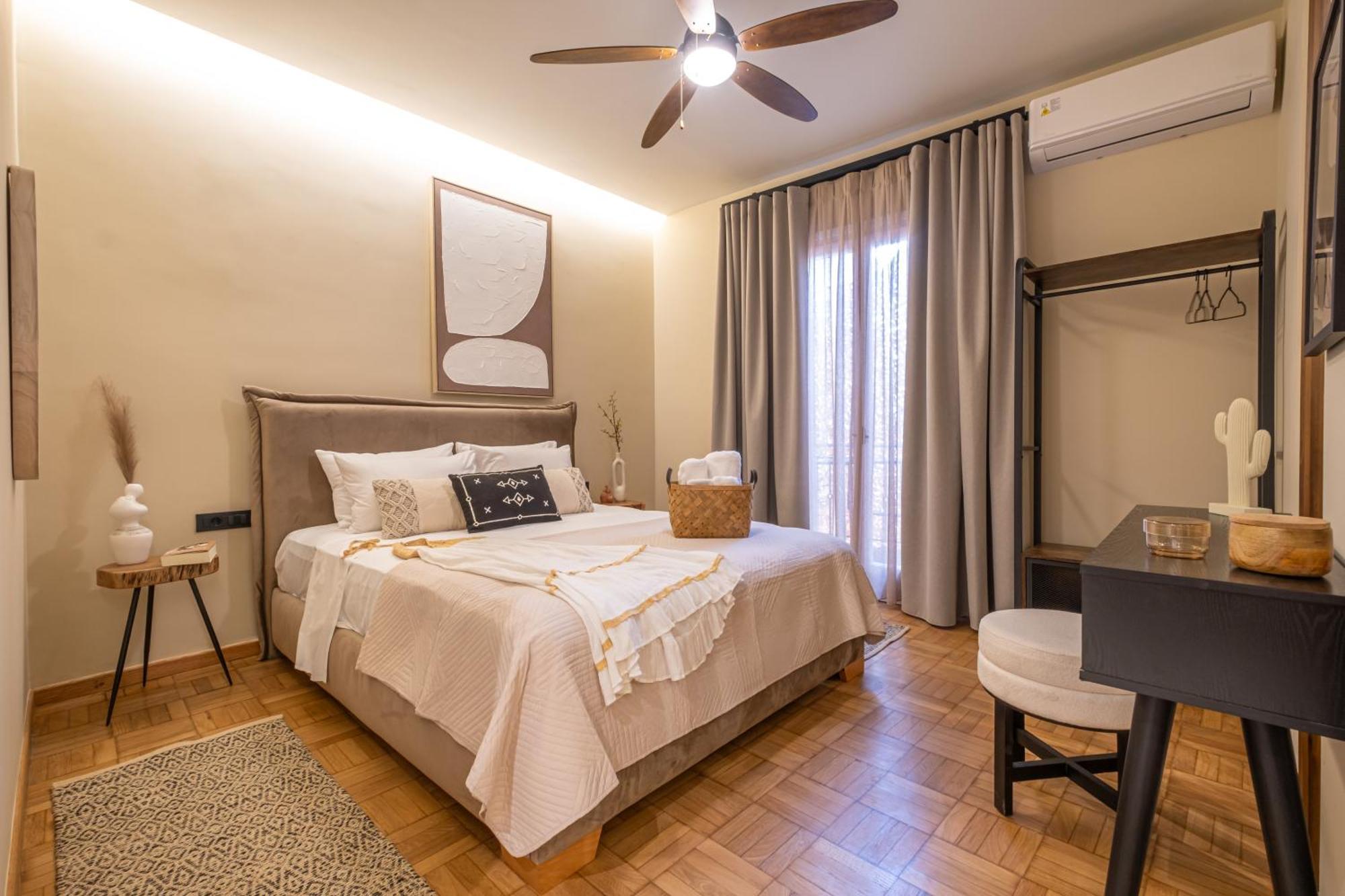 Apartment Plaza Filellinon