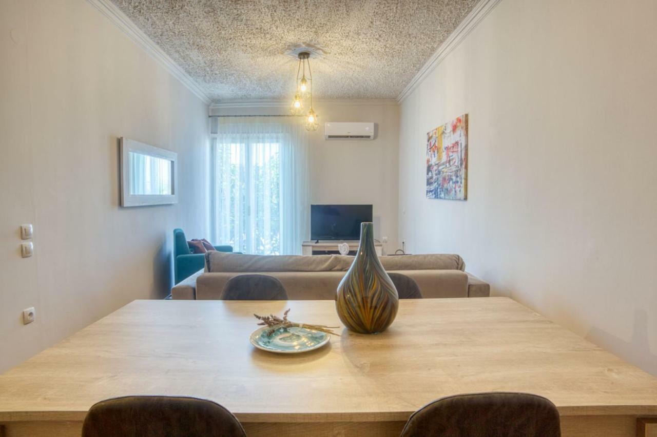 Plaza Filellinon Apartment